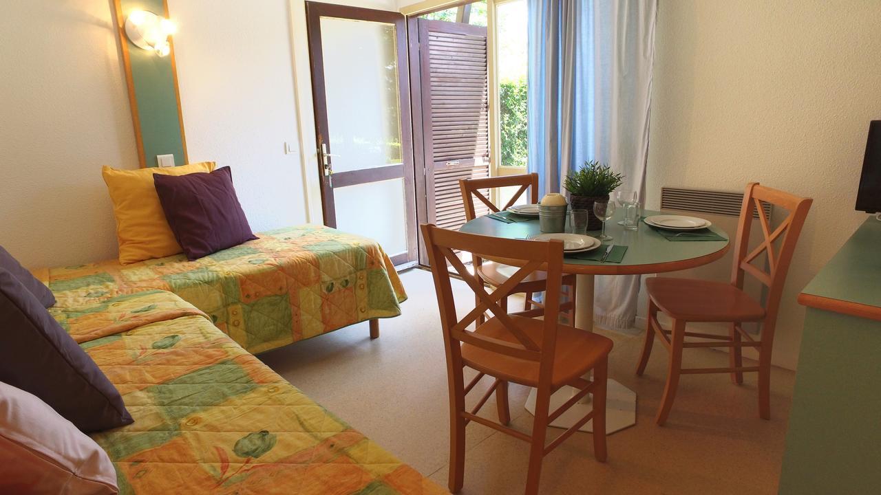 Vvf Aubrac Hotel Chaudes-Aigues Bagian luar foto