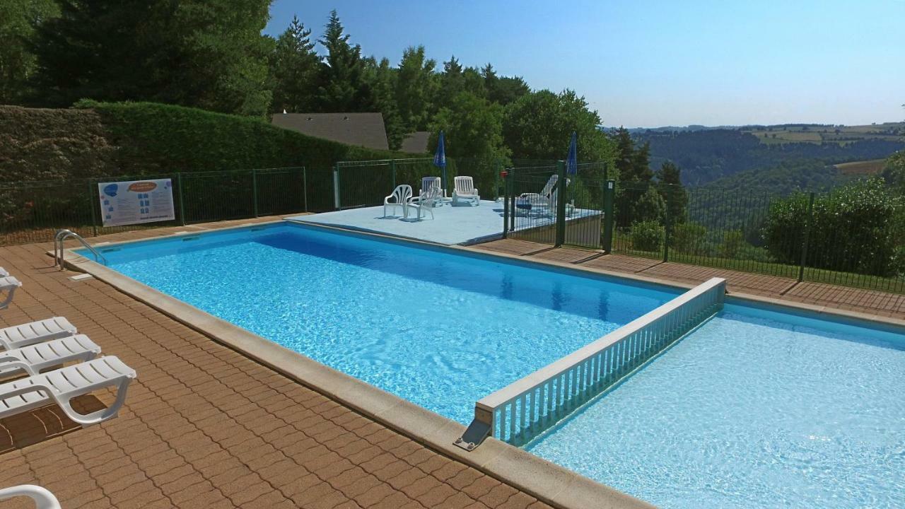 Vvf Aubrac Hotel Chaudes-Aigues Bagian luar foto